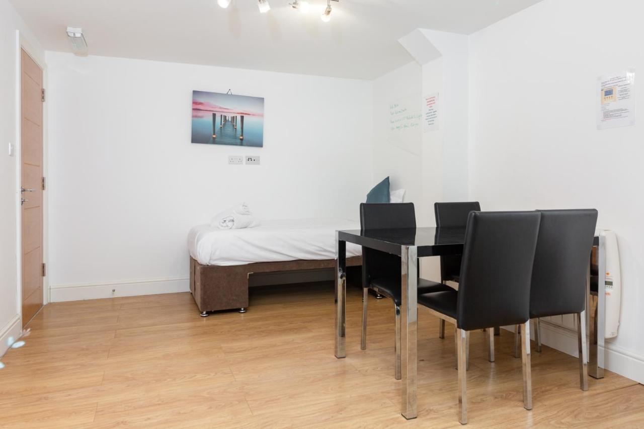 Book Today At Metro Serviced Apartments Bedford - Metro House ,Free Wifi Buitenkant foto
