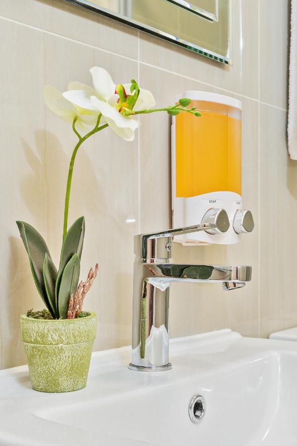 Book Today At Metro Serviced Apartments Bedford - Metro House ,Free Wifi Buitenkant foto